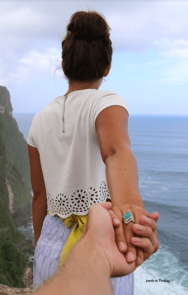 alt="How do travel personality traits influence vacations; judging and perceiving have a big impact."