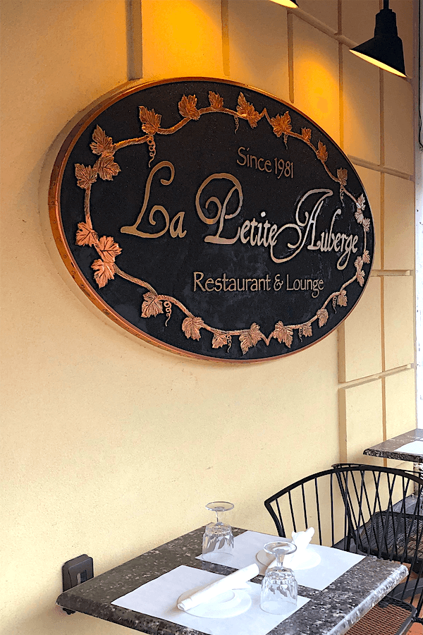 alt="Shop small also means dining at a local restaurant - photo of local restaurant in Fredericksburg, Virginia."